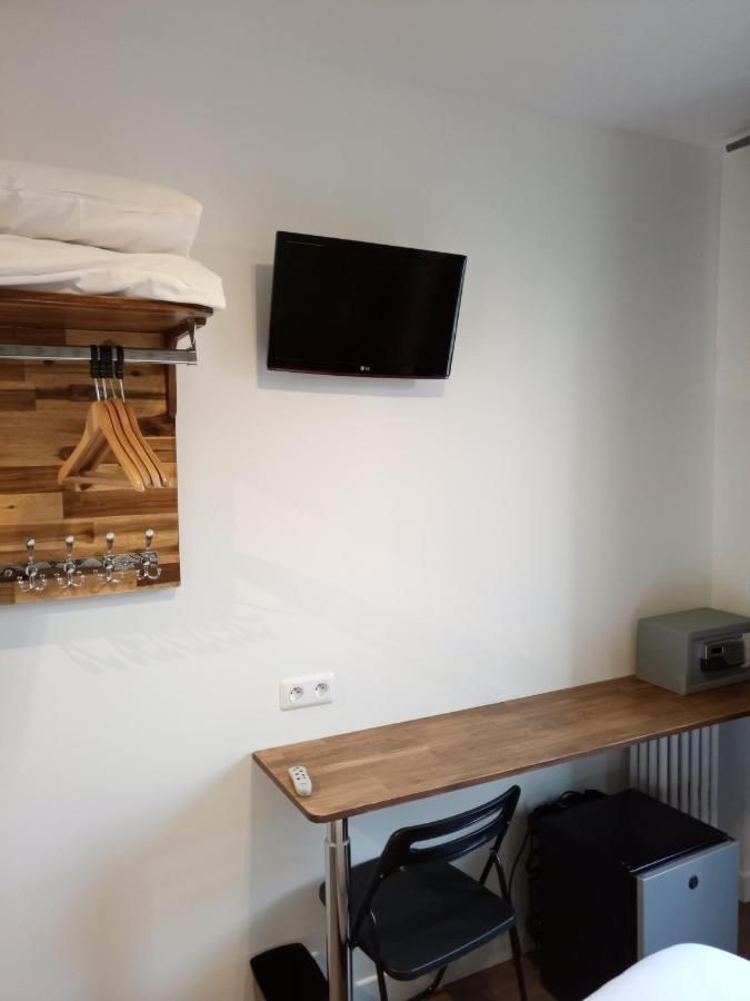 De La Perdrix Rouge 2*