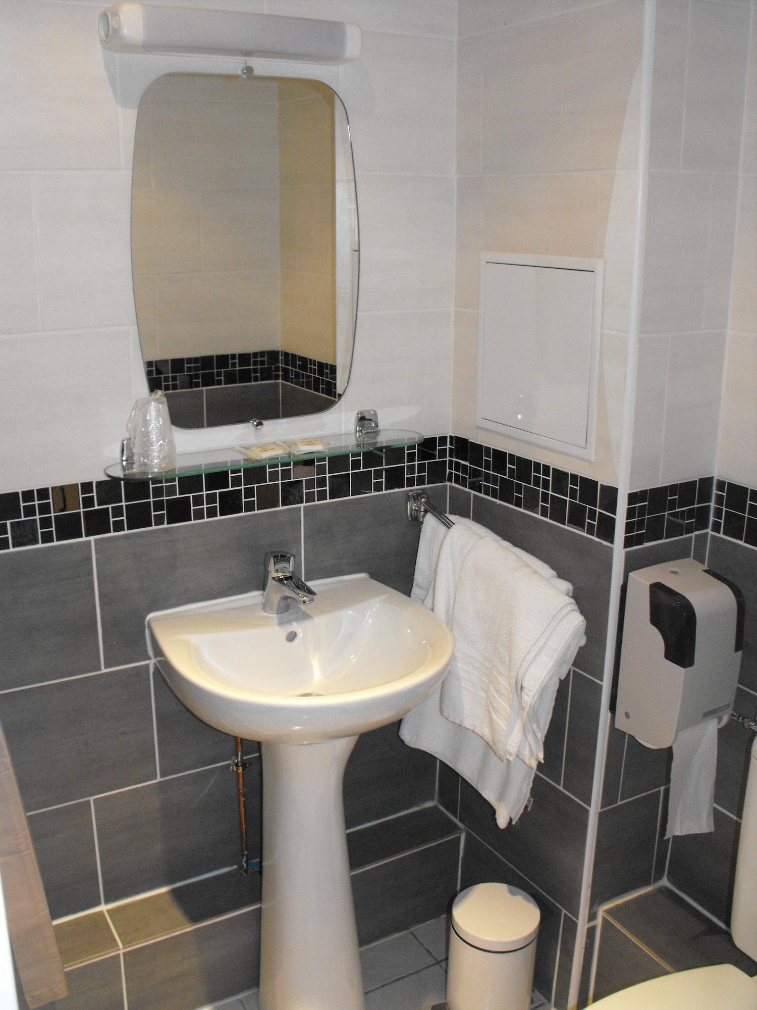 De La Perdrix Rouge Hotel