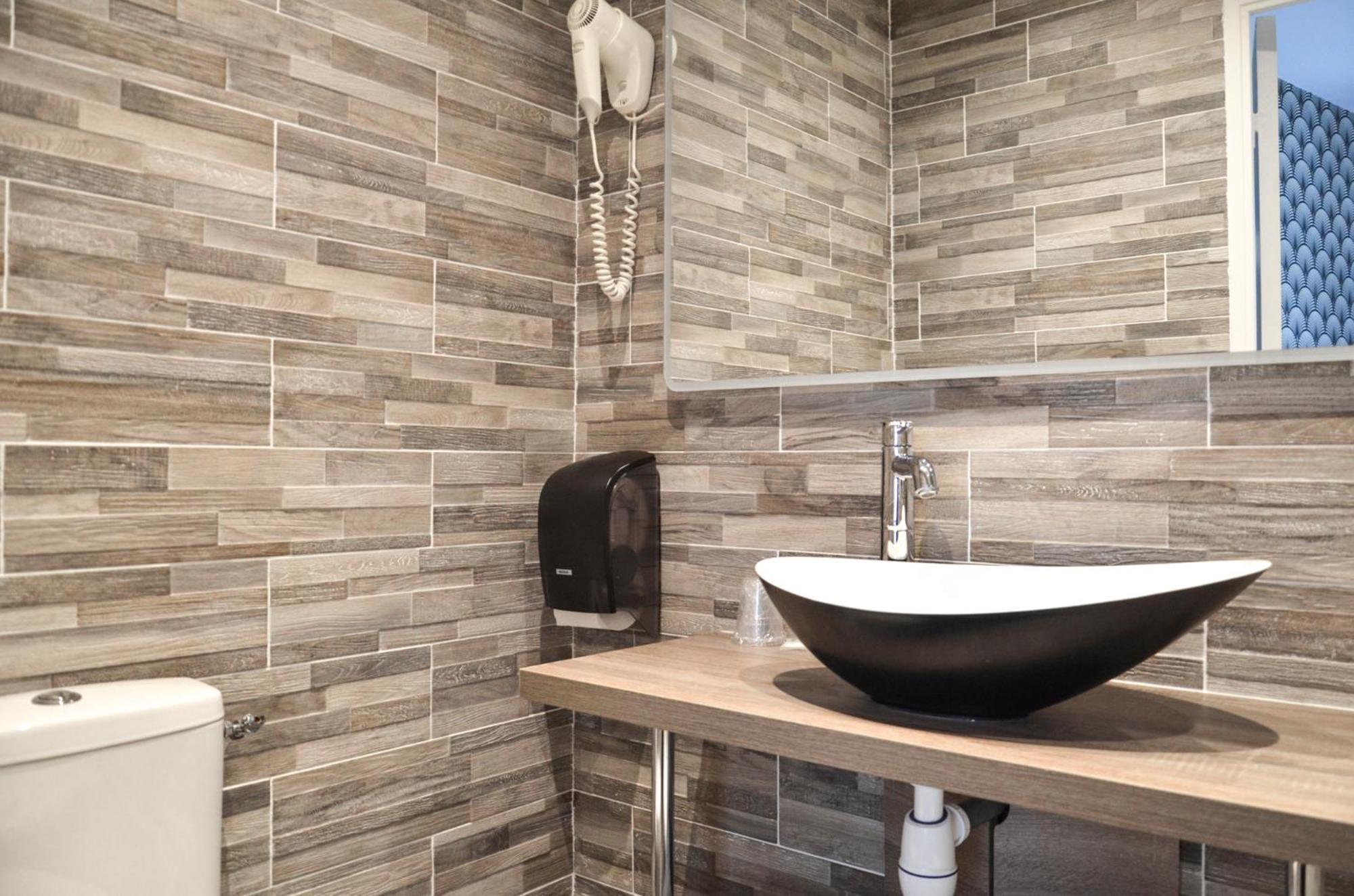 De La Perdrix Rouge Hotel 2*