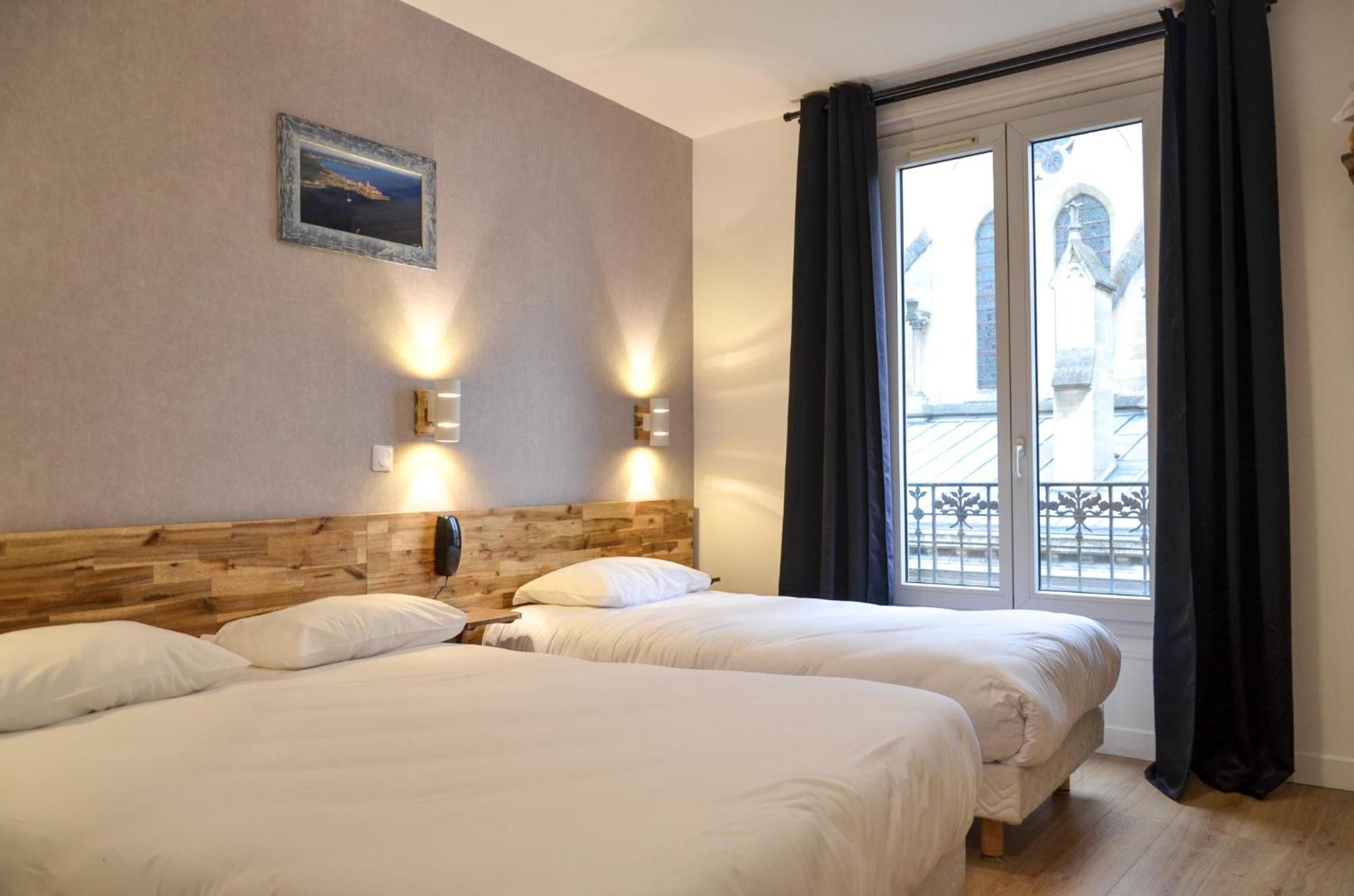 De La Perdrix Rouge Hotel Paris