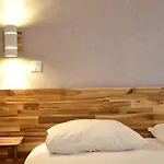 De La Perdrix Rouge Hotel 2*