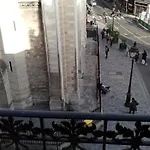 Hotel De La Perdrix Rouge Paris