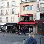 Hotel De La Perdrix Rouge 2*
