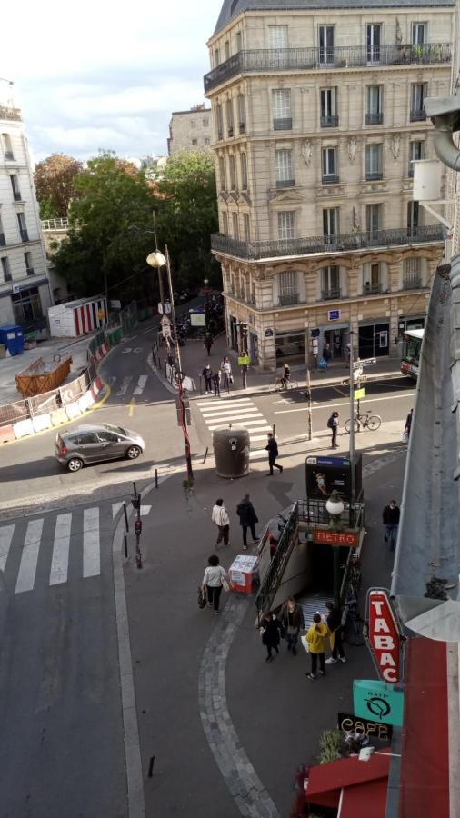 De La Perdrix Rouge 2* Parigi