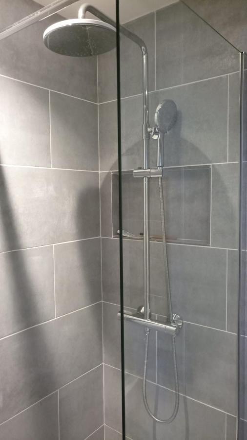 Hotel De La Perdrix Rouge 2*