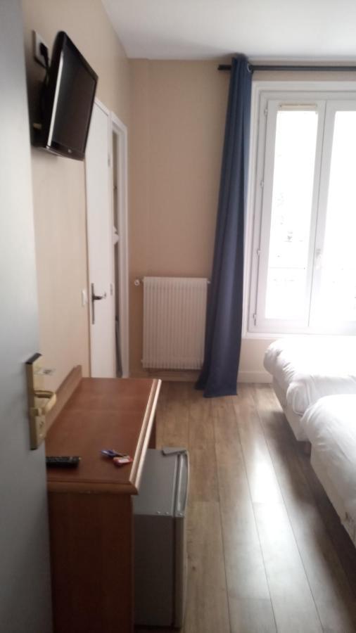 De La Perdrix Rouge Parigi