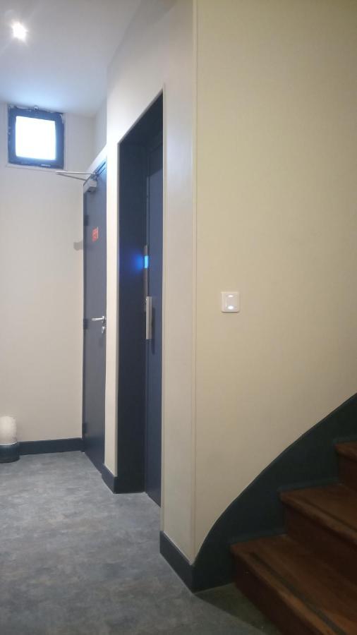 Hotel De La Perdrix Rouge Parigi