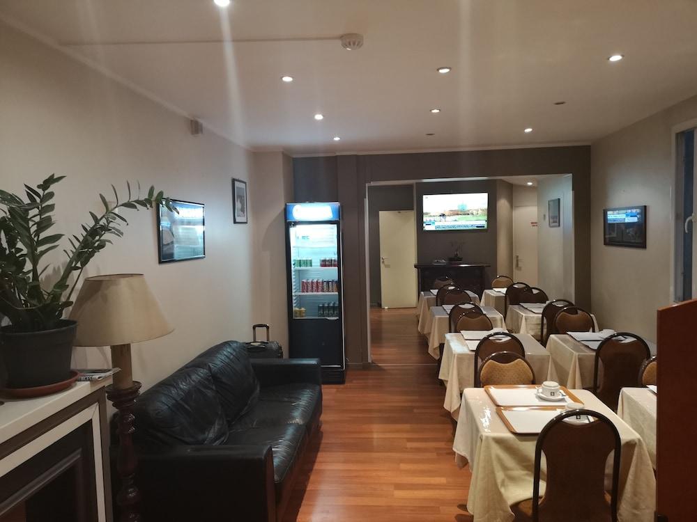 Hotel De La Perdrix Rouge